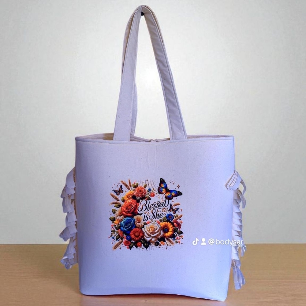 Yeirdesign Graceful White Floral Tote Bag - Picture 4 of 7